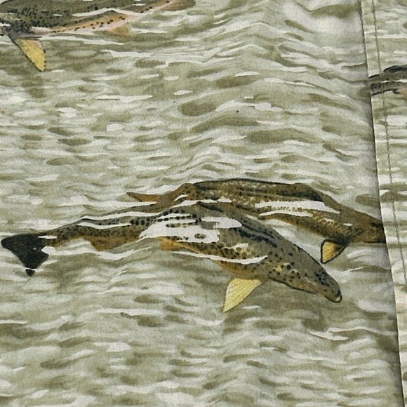 Columbia Shirt Men M Multicolor Fish Short Sleeve Pocket Button Up River Lodge - Picture 3 of 10